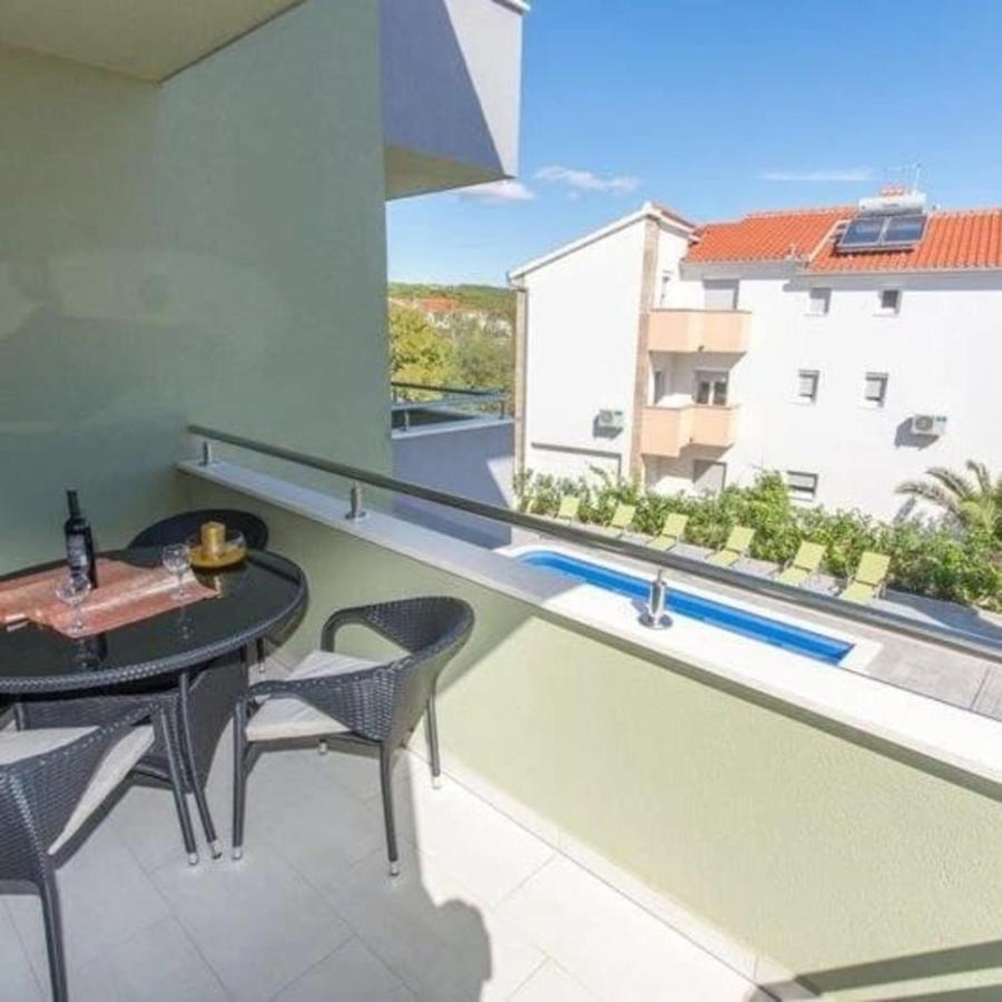 Apartment Mali San Трогір Екстер'єр фото