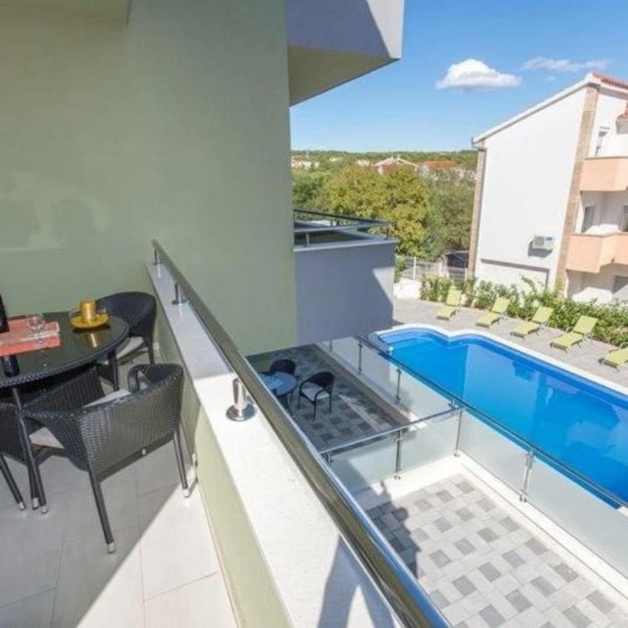 Apartment Mali San Трогір Екстер'єр фото
